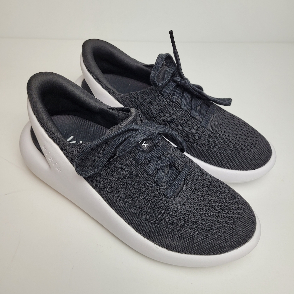 KIZIK ROAMER BLACK WHITE HANDS FREE KNIT LACE UP SNEAKERS WOMENS 6/MENS 4.5